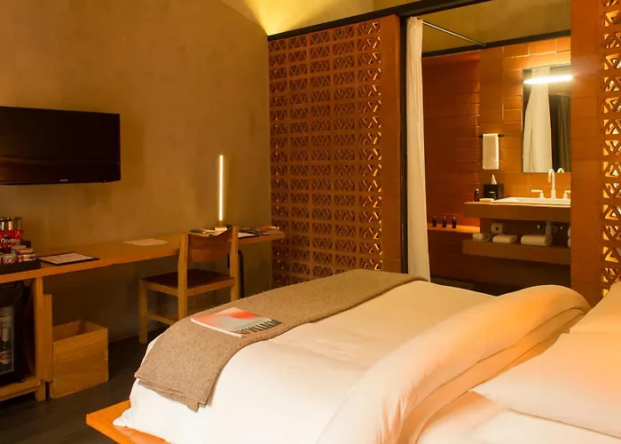 Hotel Downtown 5*