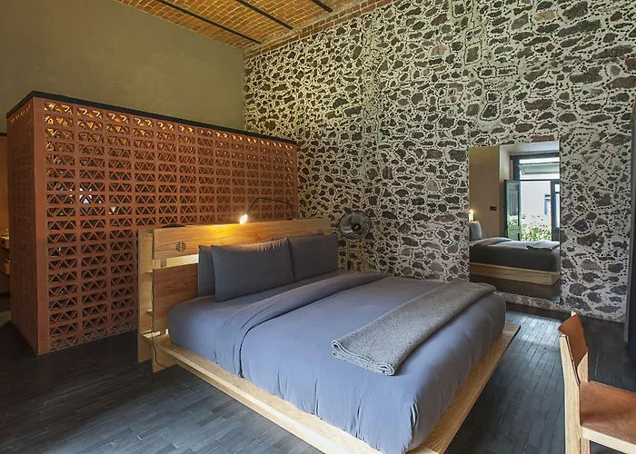 Downtown Hotel