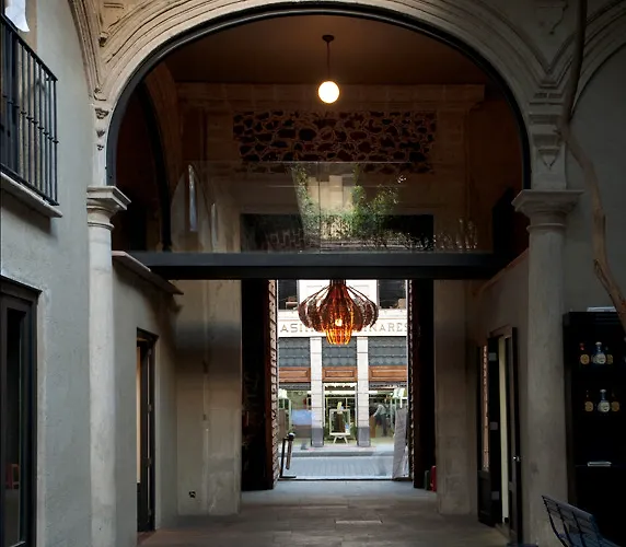Downtown Hotel 5*